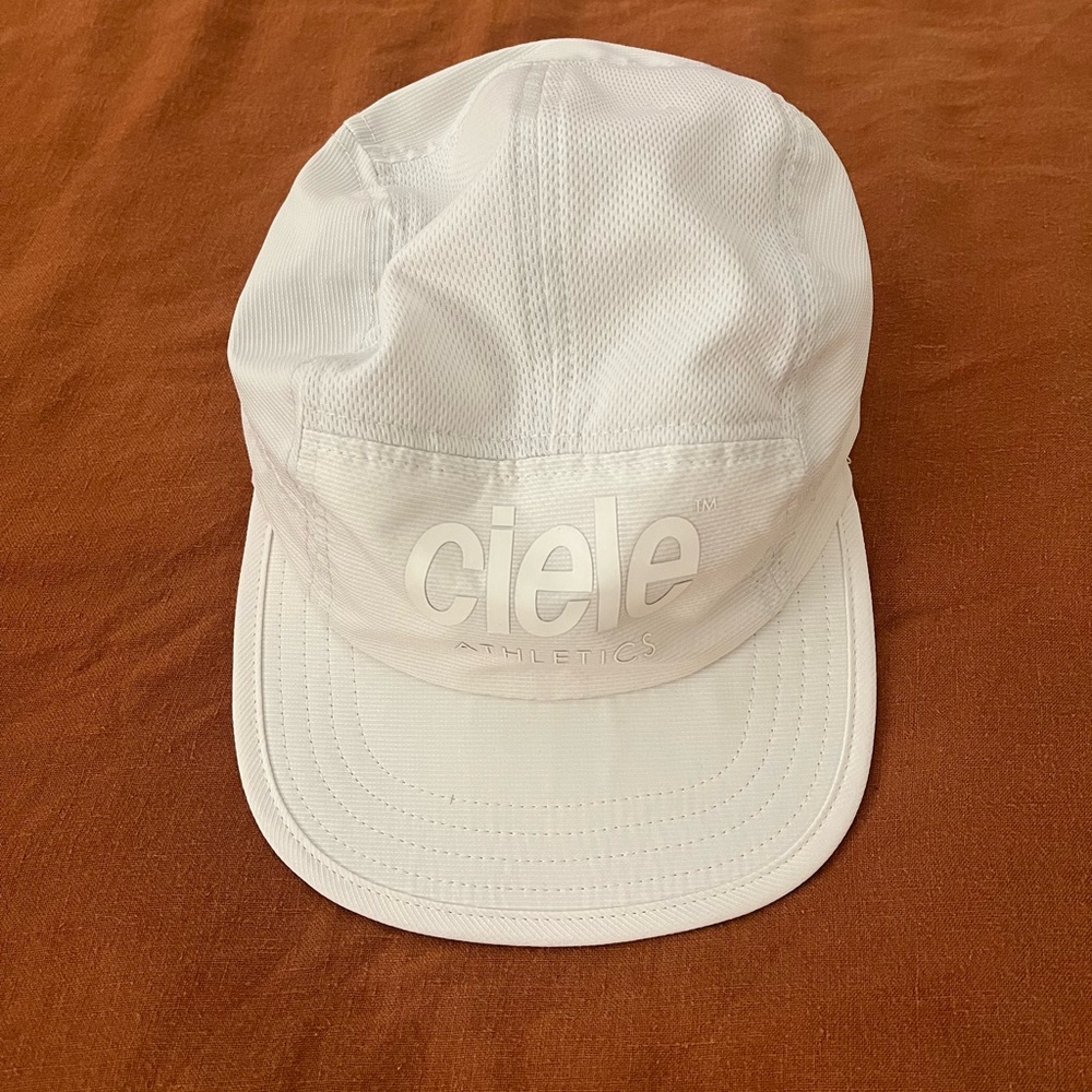 Ciele Athletics GOCap Running Hat - Ghost